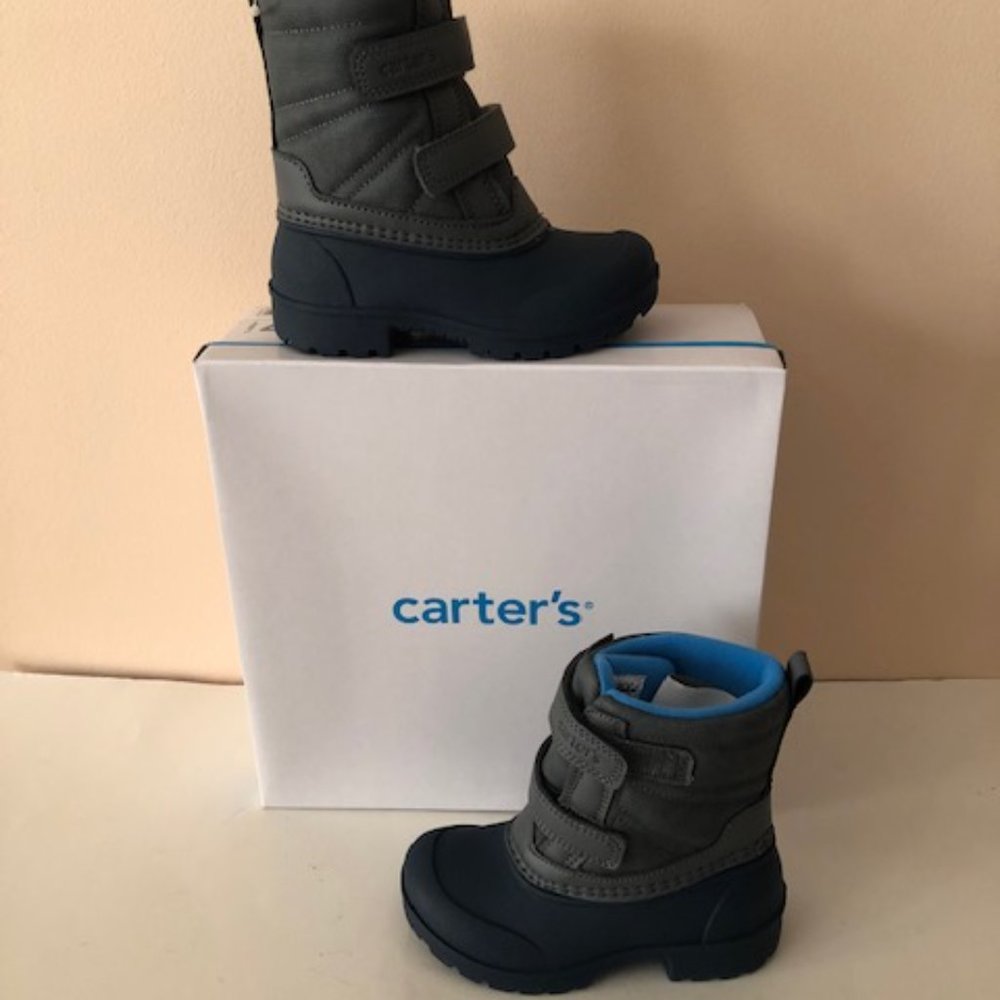 CARTERS Deltha Lug Sole Boot. Waterproof snow boot for boy or girl. Size: 7, 9 - Picture 7 of 11